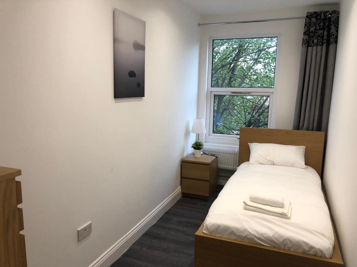 סאות'הול The Broadway Hotel - London Heathrow מראה חיצוני תמונה