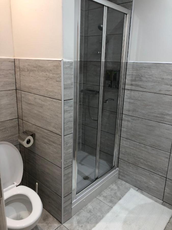 סאות'הול The Broadway Hotel - London Heathrow מראה חיצוני תמונה