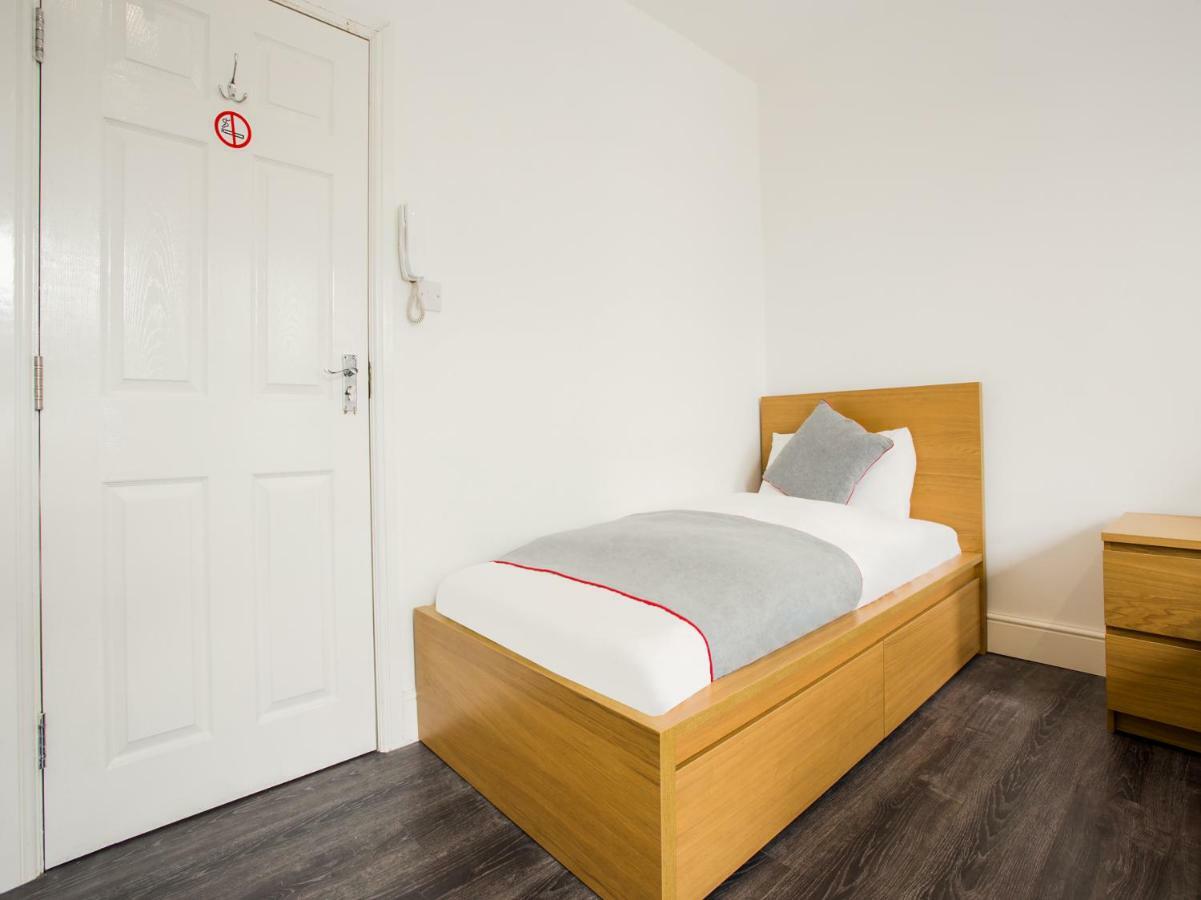 סאות'הול The Broadway Hotel - London Heathrow מראה חיצוני תמונה